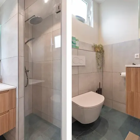 Appartement House At C *